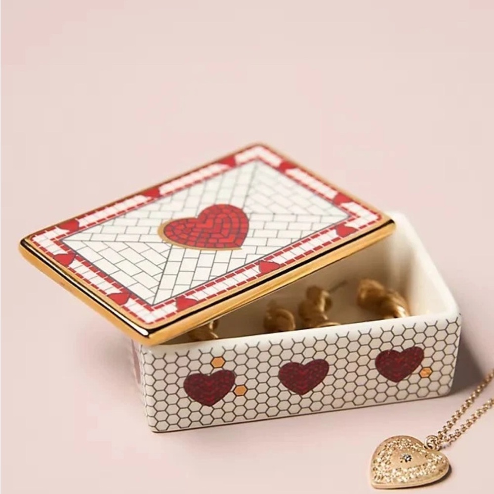 Bistro Tile 24k gold Heart Patterned Trinket Box